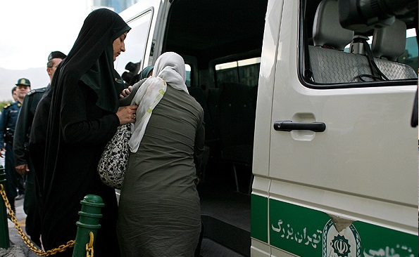 تصویر از حسن نوروزی: دولت تعداد گشت ارشاد در خیابان‌ها را بیشتر کند/ بدحجاب‌ها باید جریمه نقدی بشوند