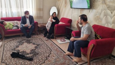 تصویر از دیدار رئیس بهزیستی شهریار با خانواده های دارای چند عضو معلول